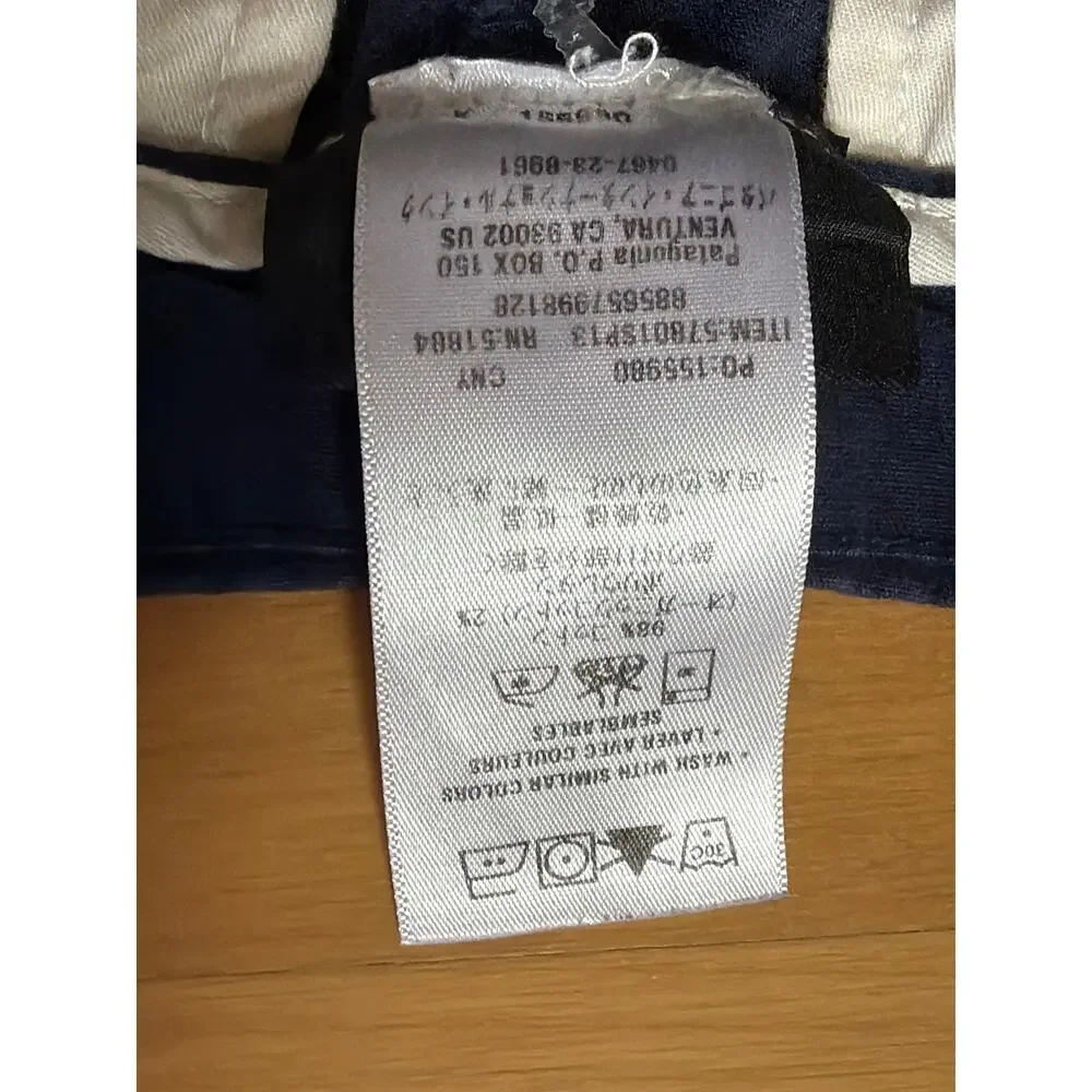 Patagonia Women's Size 6 Navy Blue Baggies Shorts - Lightweight & Durable